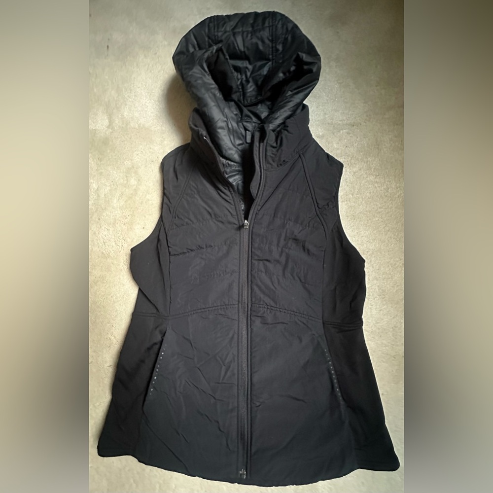 Lululemon Women's Black Quilted Vest